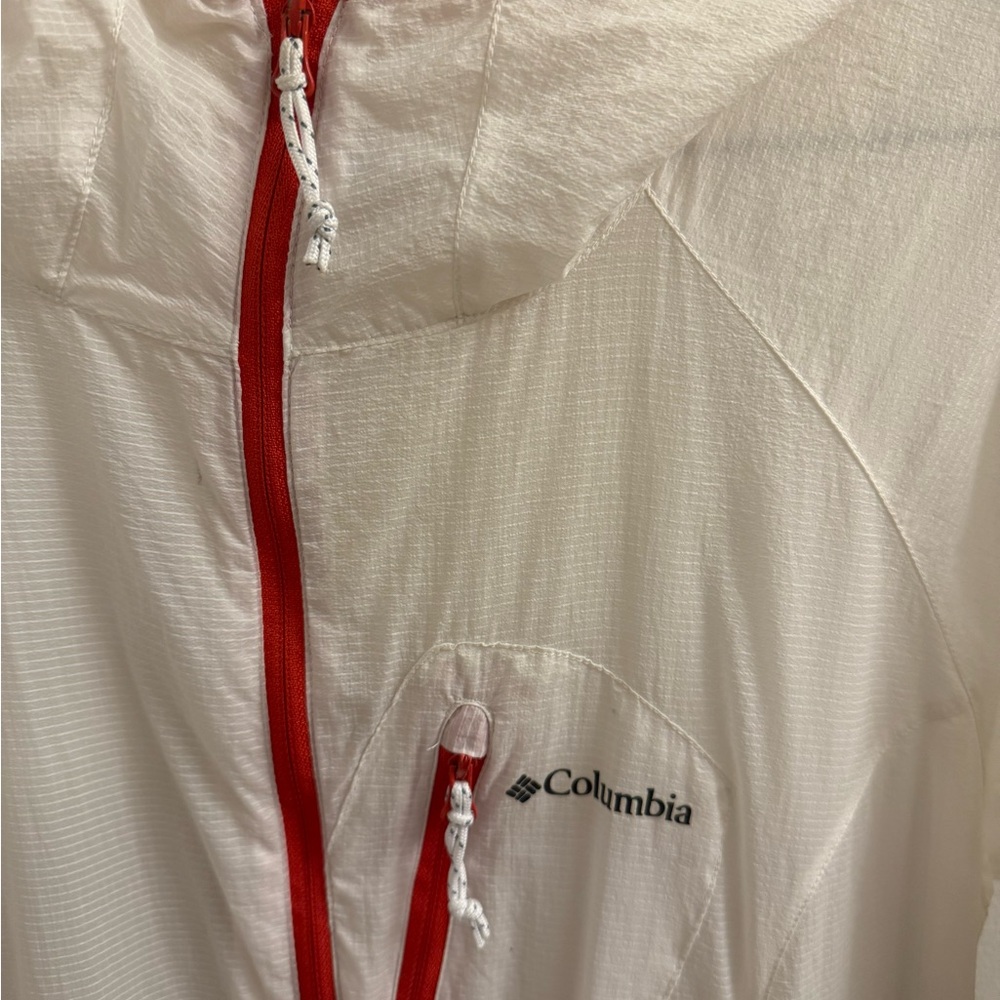 Columbia White and Red Outdoor Jacket